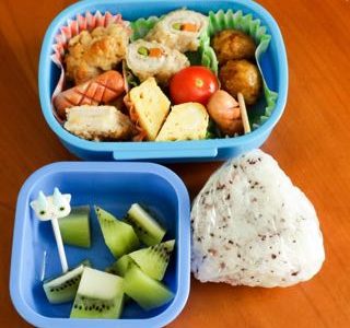 入れるものを少し悩んだ2016/03/30の子供のお弁当